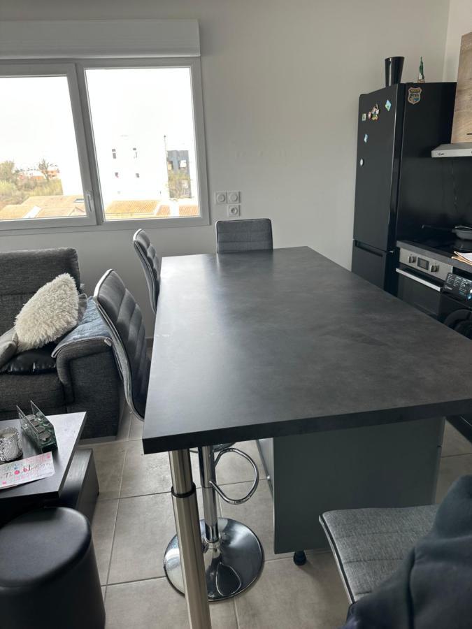 Super Appt 300 M De La Plage Lägenhet Sérignan Exteriör bild